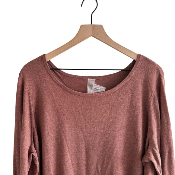 Zuda Ecovero Split Back Sweater Top Women's Size 1X Casual Athleisure NWT - Picture 2 of 15